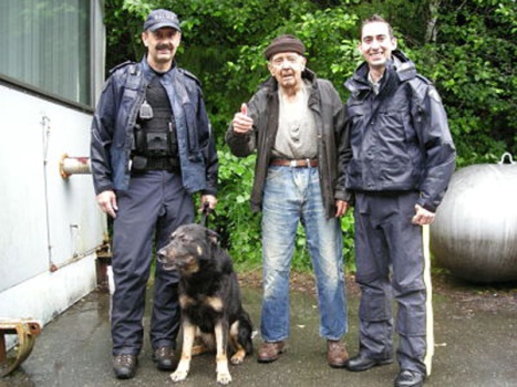 Bob Bennett, 84, gives the thumbs-up after being rescued from a well on his rural B.C. property. June 25, 2009. (RCMP handout photo) CTV.CA